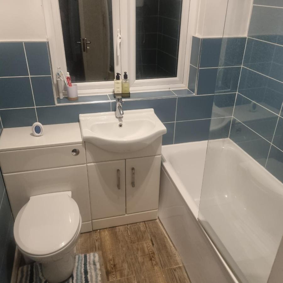 Spacious Private Room In Vibrant South London Thornton Heath Exterior photo