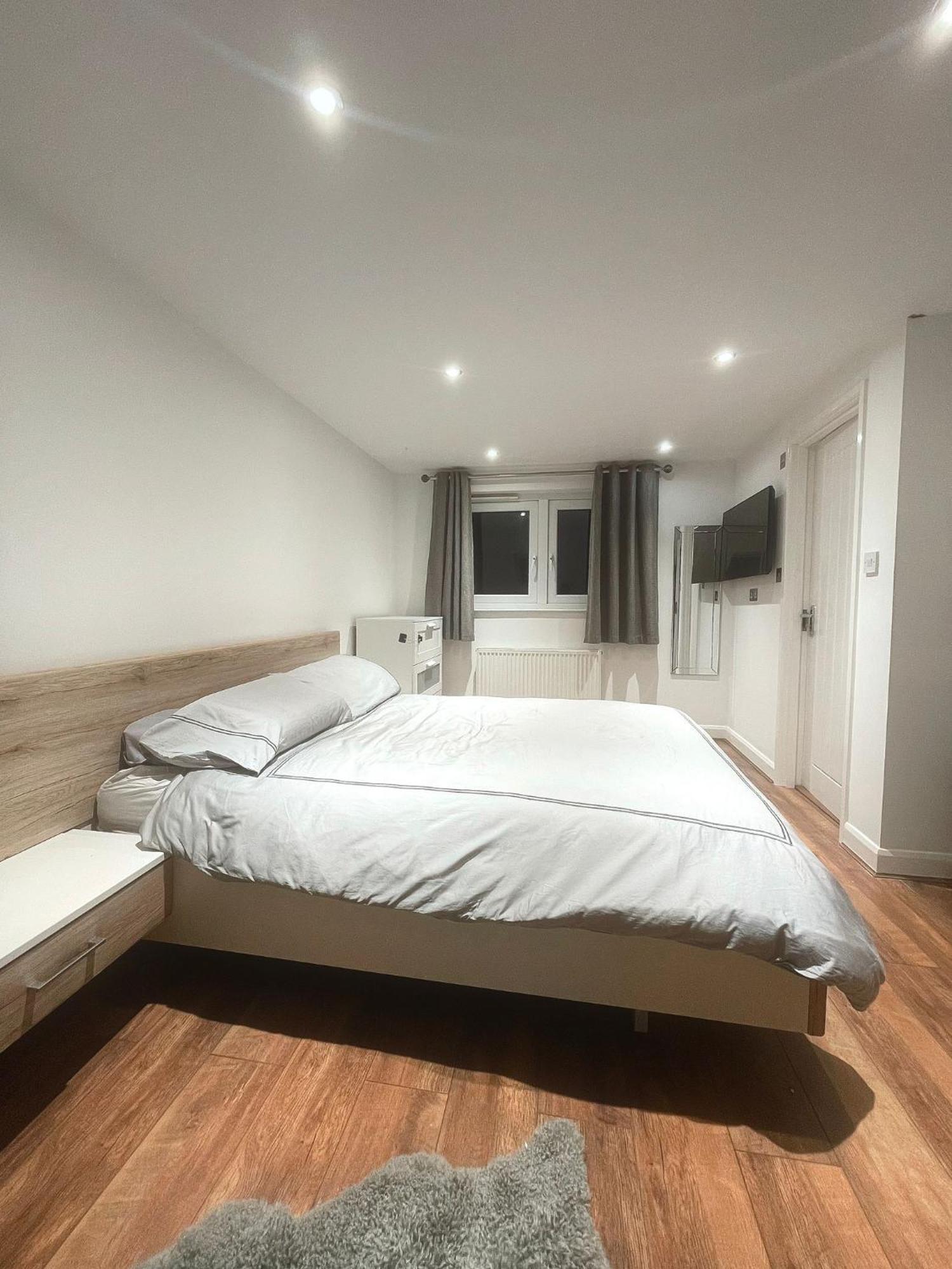 Spacious Private Room In Vibrant South London Thornton Heath Exterior photo